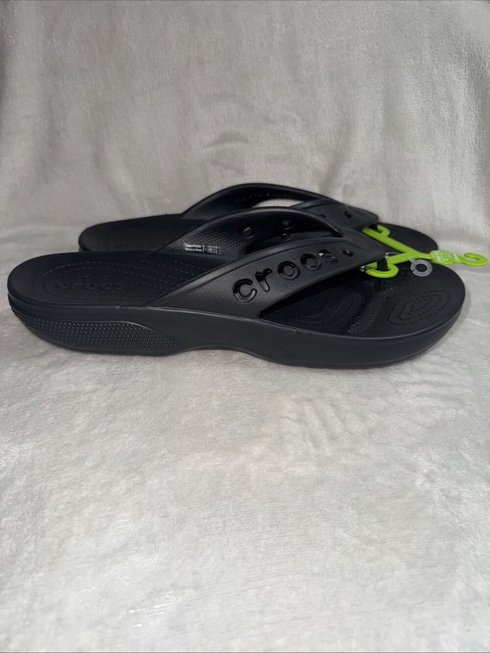 CROCS NEW Baya II Flip Mens 11 Black Comfort Flip Flops Sandals Beach
